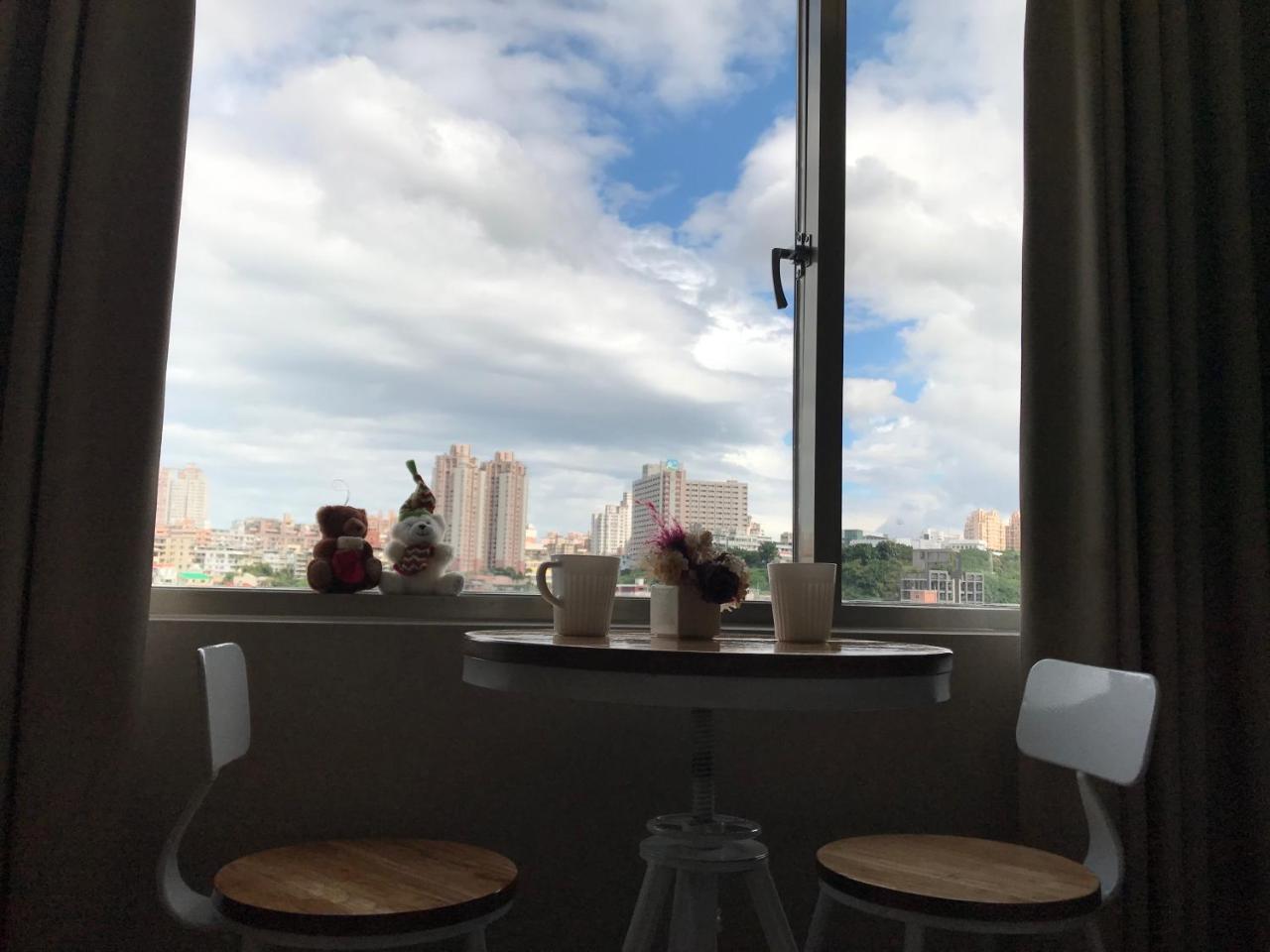Open Room Hotel Тамсуи Экстерьер фото